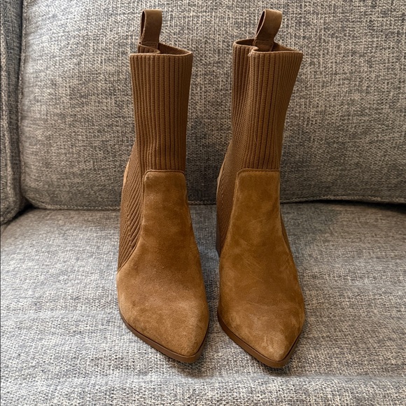 Steve Madden Shoes - Steve Madden Tan Suede Ankle Booties